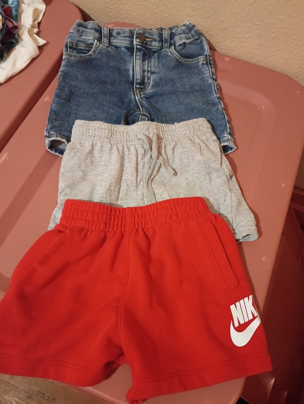 Boys Size 2T Shorts Bundle - Nike, H&M, And Okie Dokie